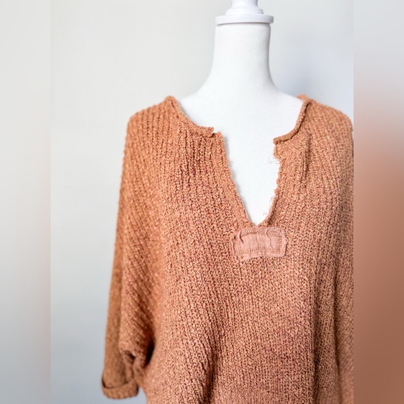 ILLA ILLA Slouchy Knit Sweater - Picture 4 of 8